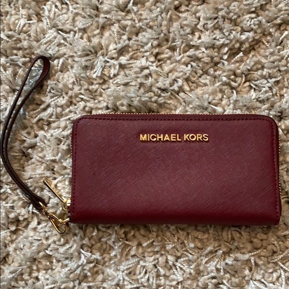 Michael kors maroon wallet Clearance